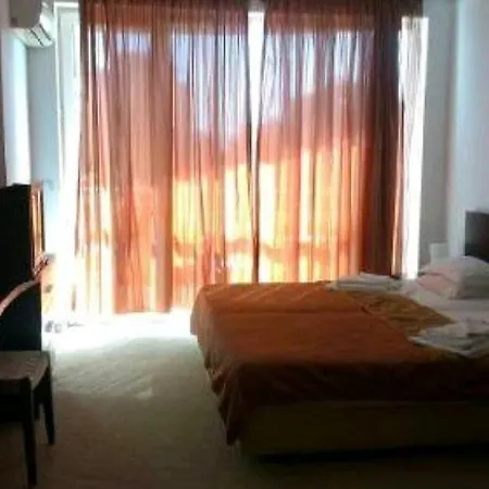 Studio In The Atlantis Sarafovo شقة